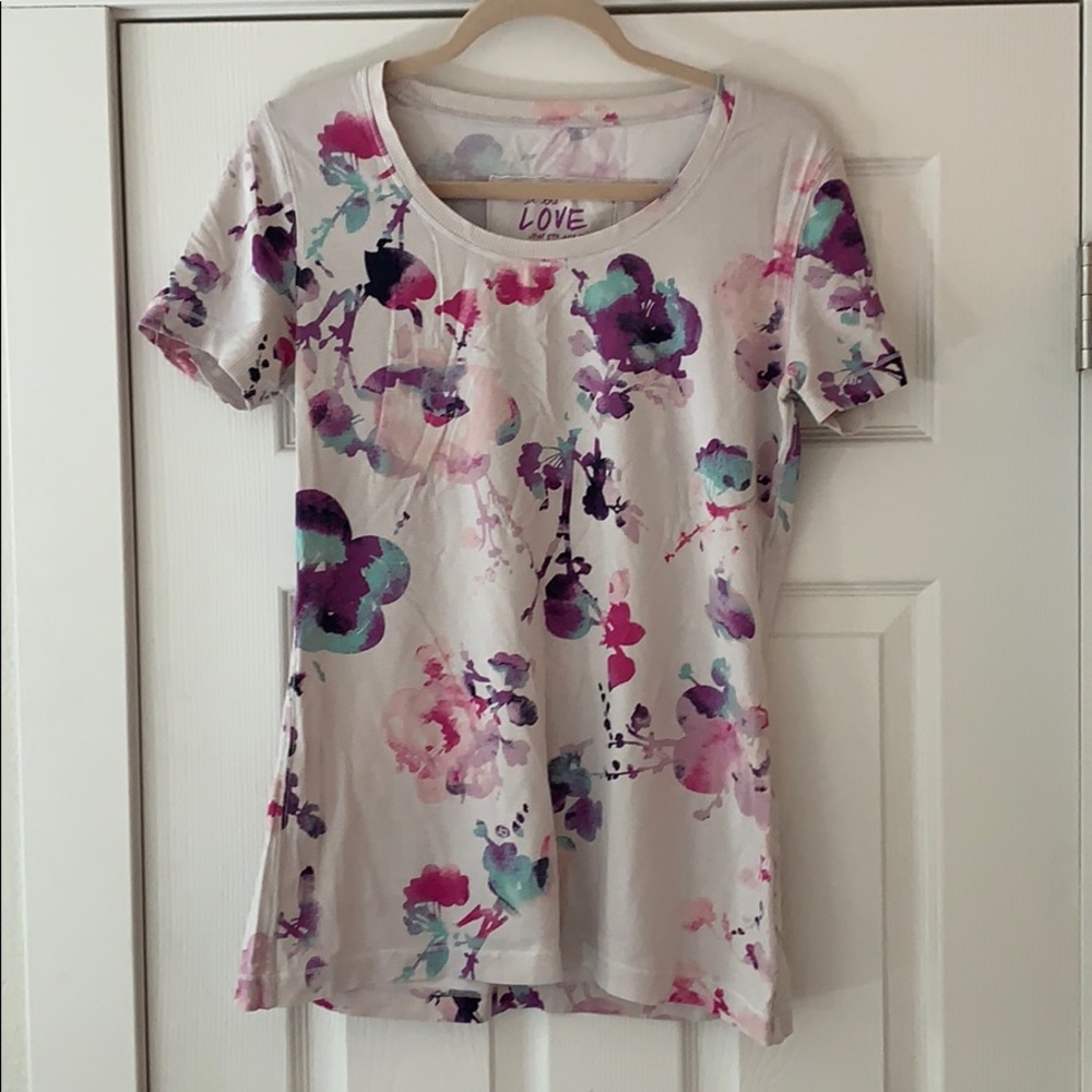 Flower print Lululemon T-Shirt